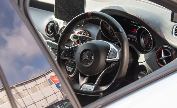 お車のお預かり